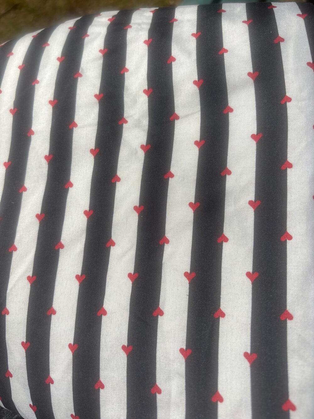 Betsey Johnson Wonderland Stripe Sheets With Hearts Wrinkle Free Microfiber FULL